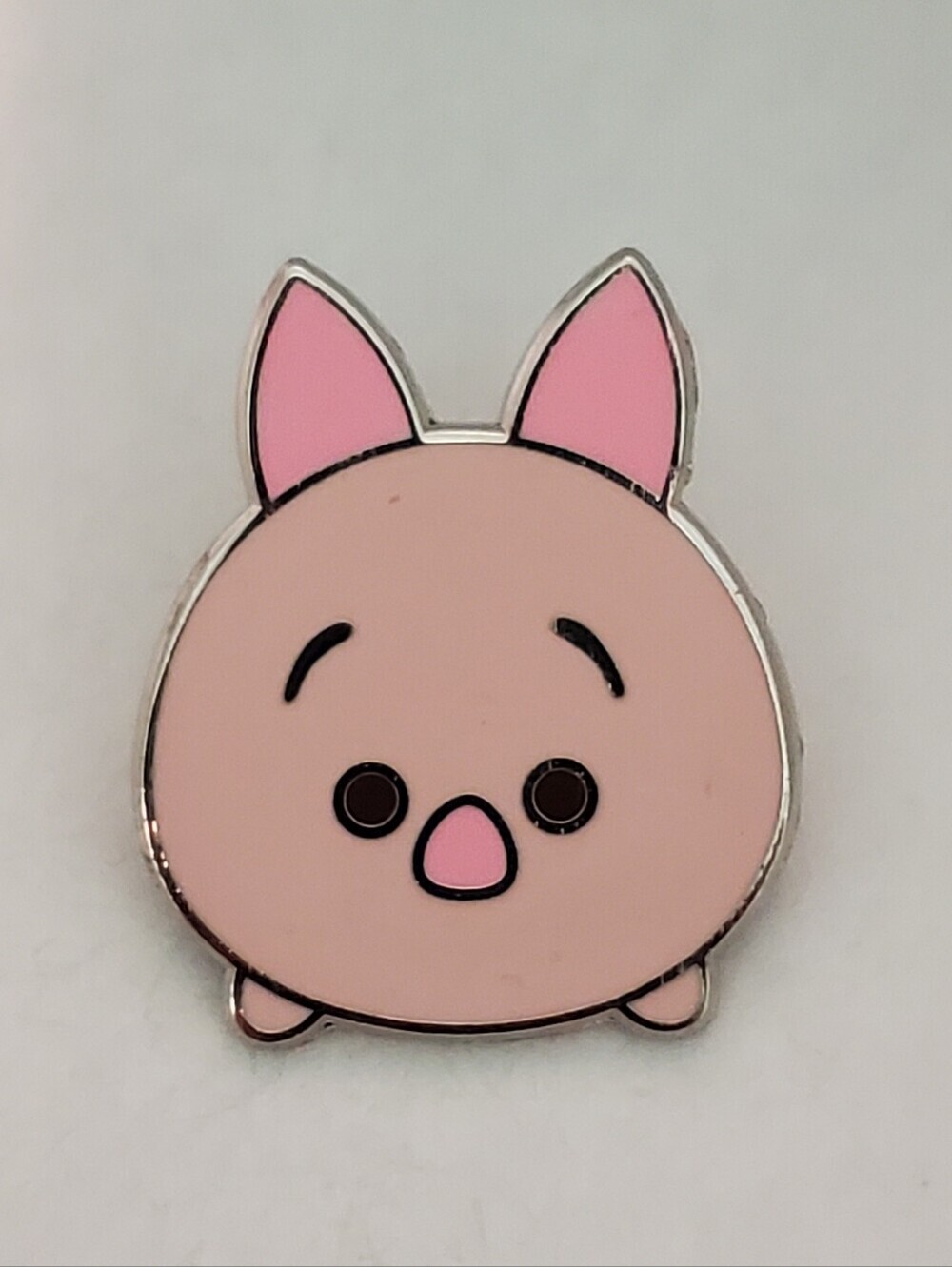 Disney Pin Trading Winnie The Pooh Piglet Face Tsum Tsum Collection Pin